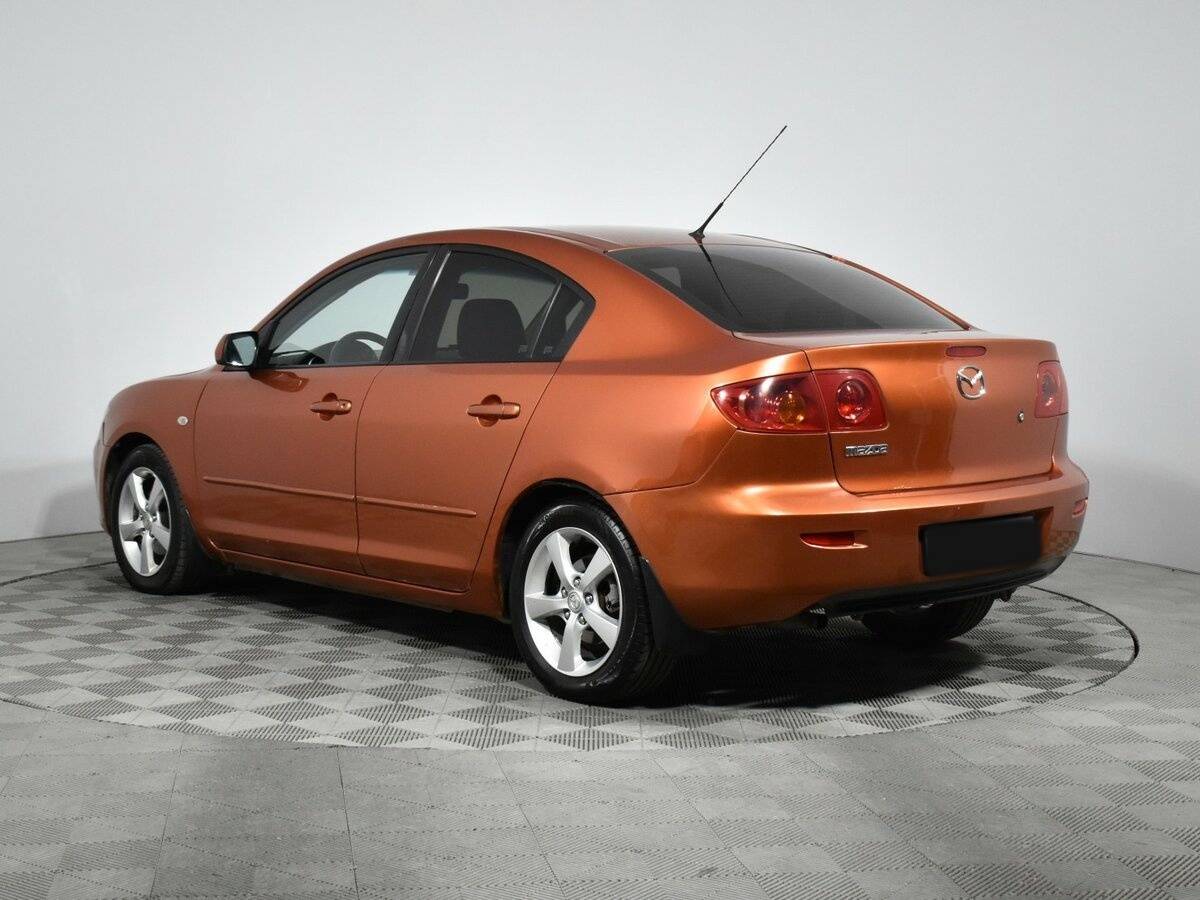 Mazda 3 с пробегом — 2004 год. Фото: #6