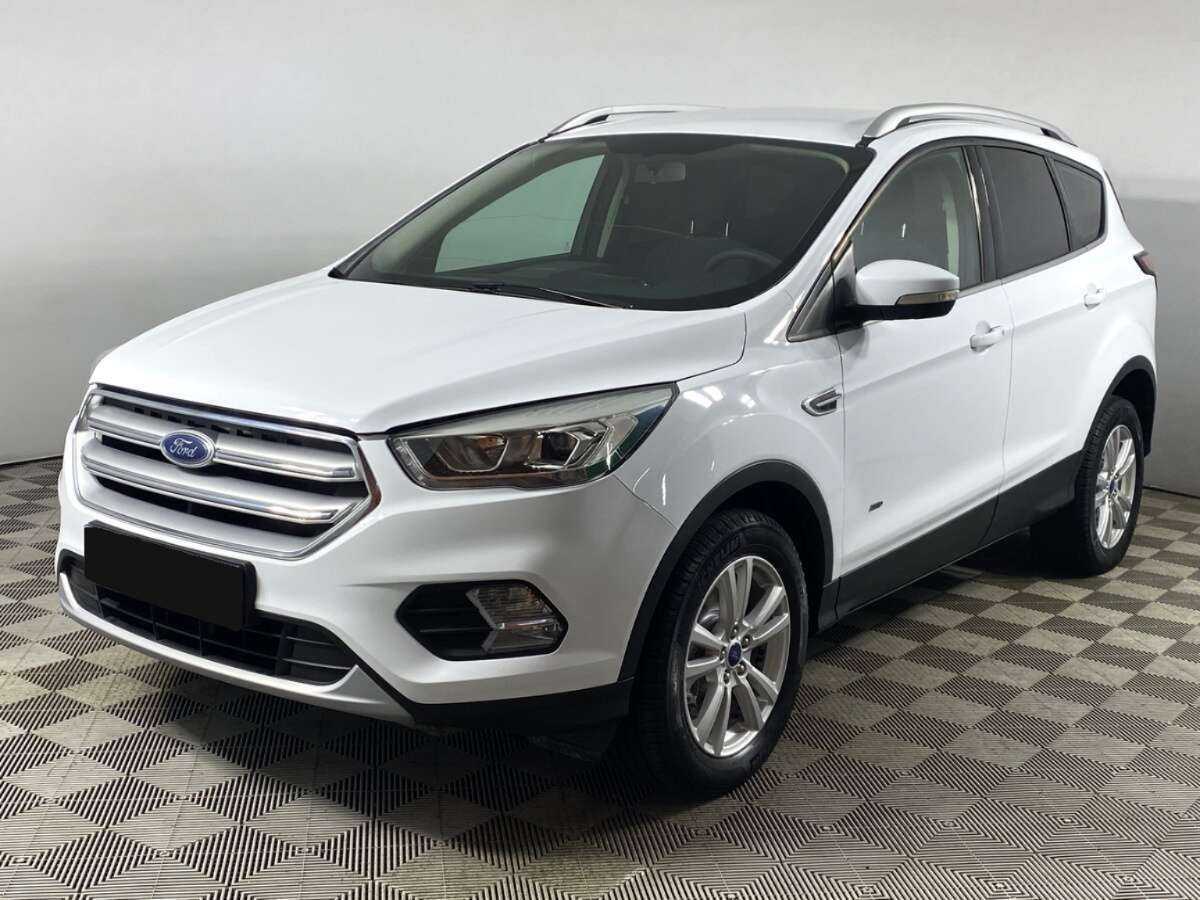 Ford Kuga с пробегом — 2017 год. Фото: #0