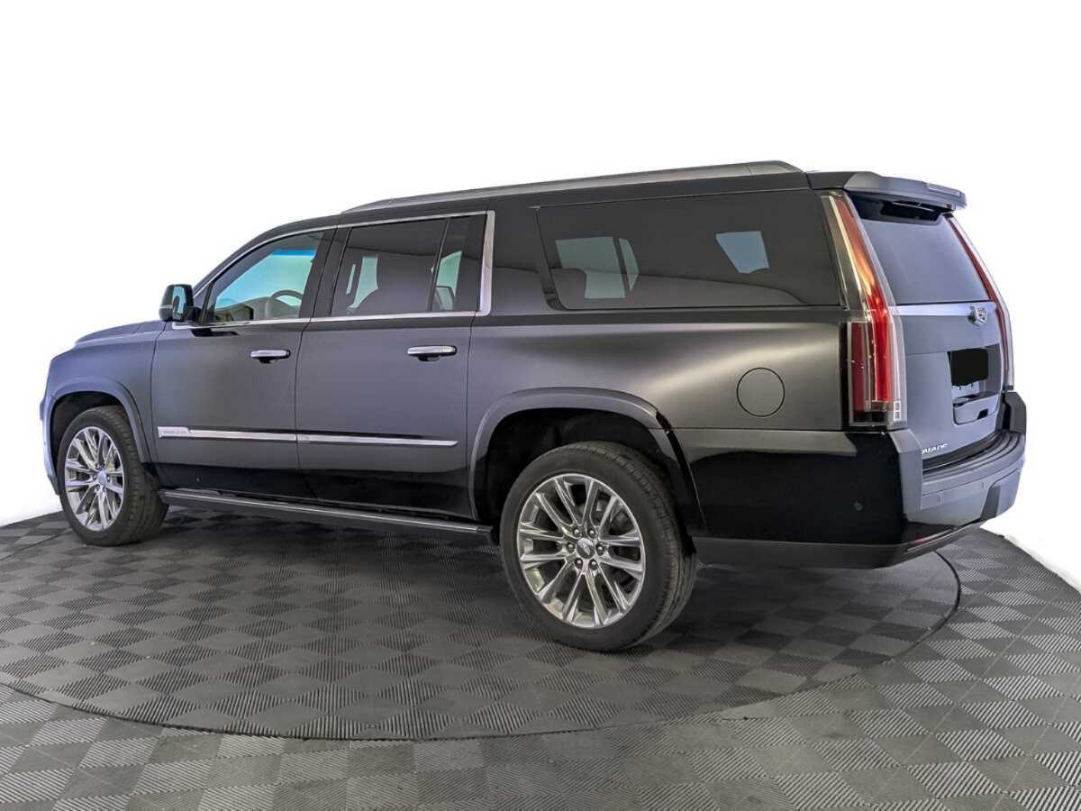 Cadillac Escalade с пробегом — 2018 год. Фото: #6