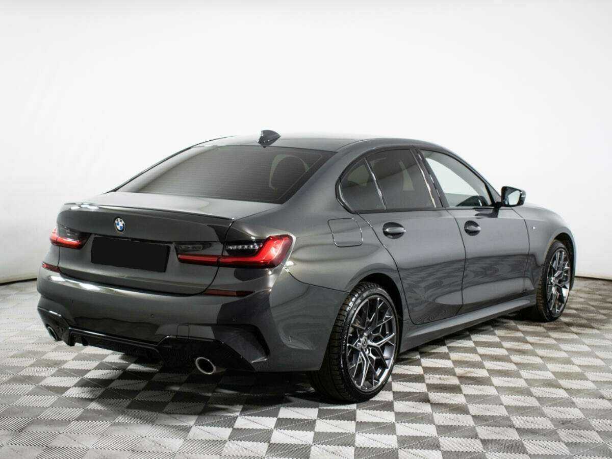 BMW 3 серии с пробегом — 2020 год. Фото: #3