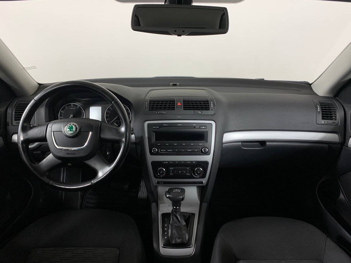 Skoda Octavia с пробегом — 2011 год. Фото: #11