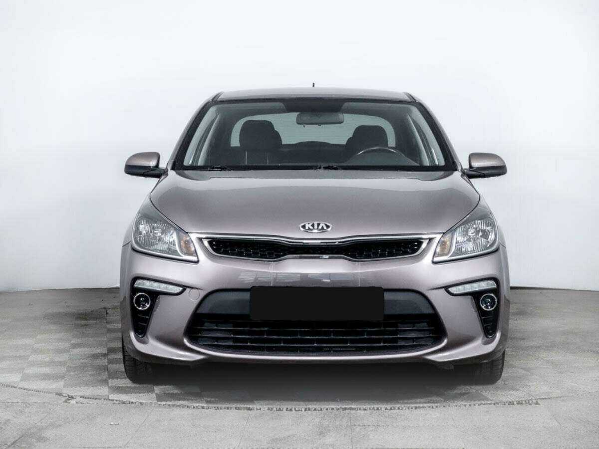 Kia Rio с пробегом — 2018 год. Фото: #1