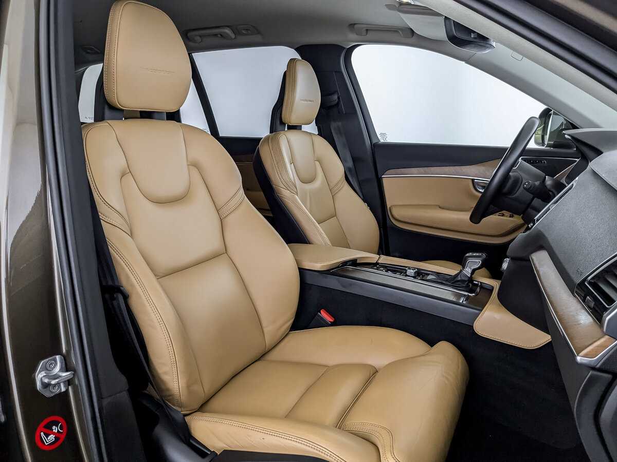 Volvo XC90 с пробегом — 2016 год. Фото: #20