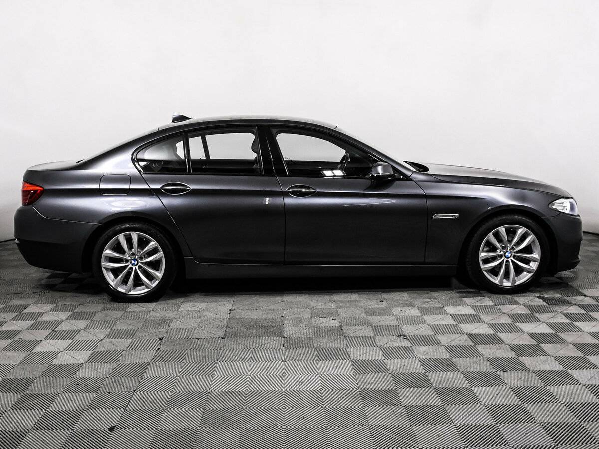BMW 5 серии с пробегом — 2015 год. Фото: #3