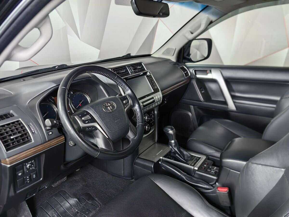 Toyota Land Cruiser Prado с пробегом — 2018 год. Фото: #13