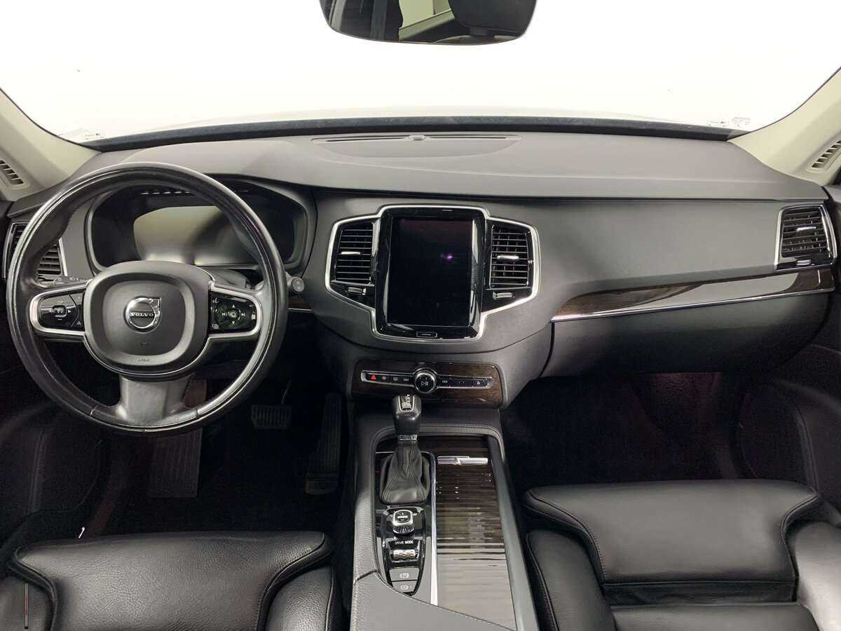 Volvo XC90 с пробегом — 2016 год. Фото: #11