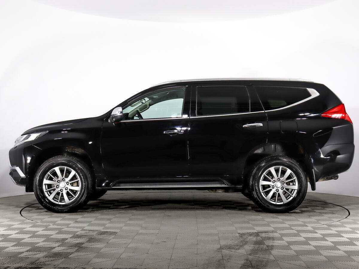 Mitsubishi Pajero Sport с пробегом — 2019 год. Фото: #7