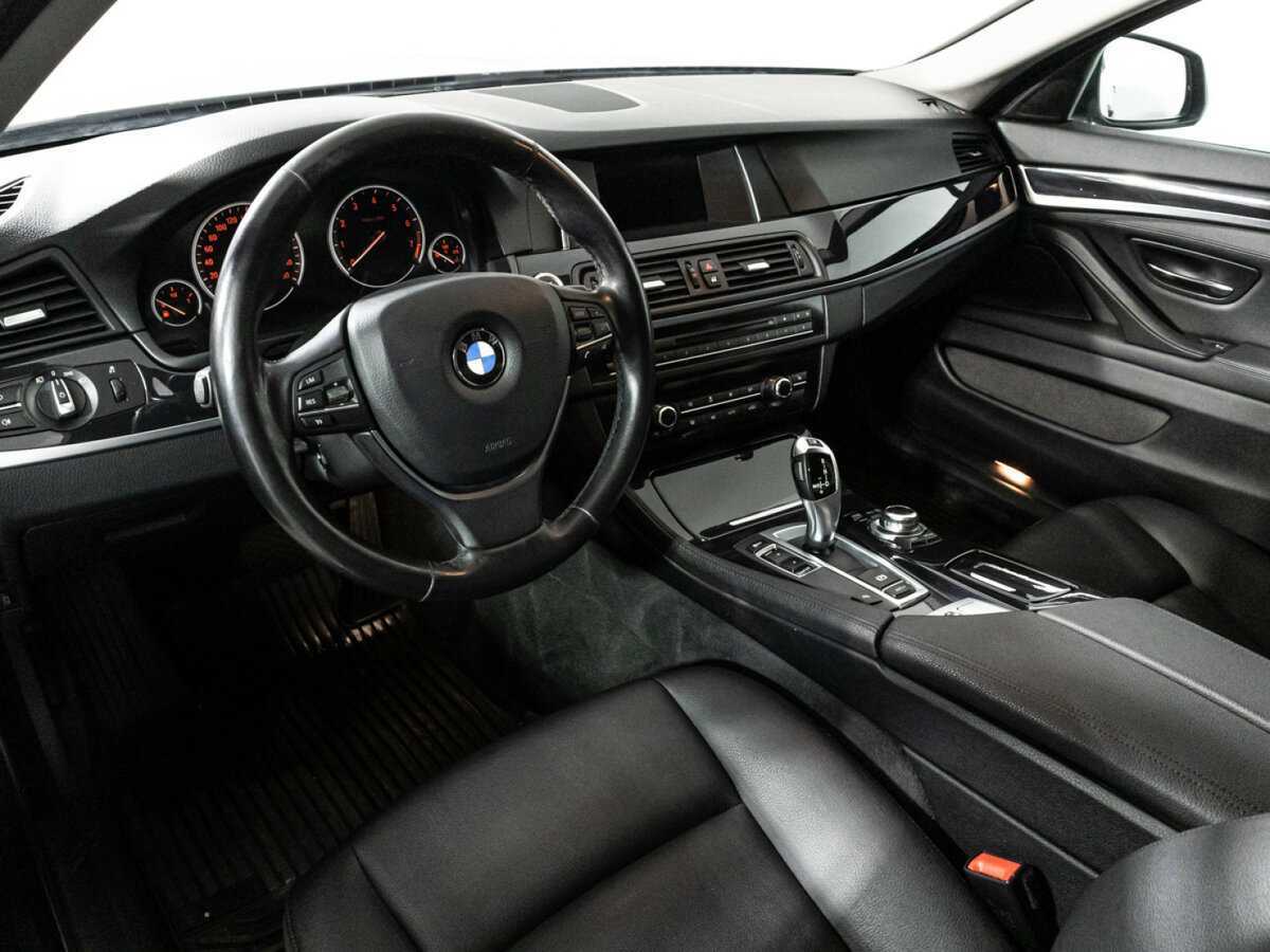 BMW 5 серии с пробегом — 2016 год. Фото: #10