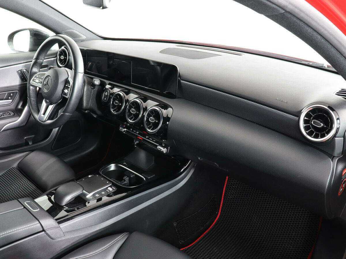 Mercedes-Benz A-Класс с пробегом — 2018 год. Фото: #9