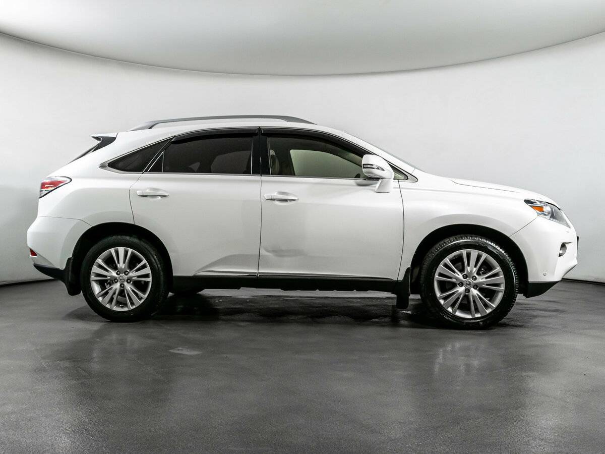Lexus RX с пробегом — 2012 год. Фото: #3