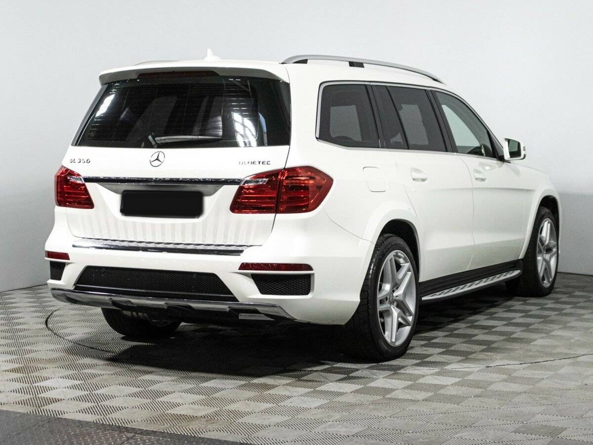 Mercedes-Benz GL-Класс с пробегом — 2015 год. Фото: #3