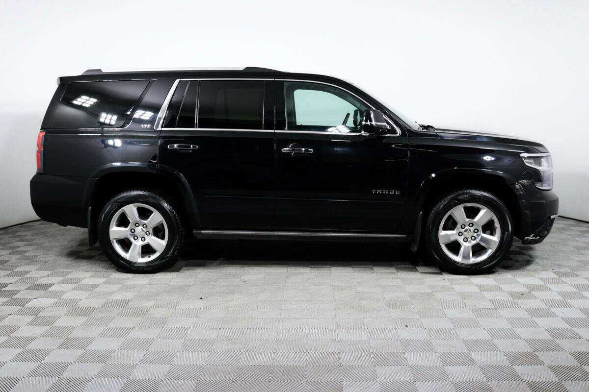 Chevrolet Tahoe с пробегом — 2016 год. Фото: #3