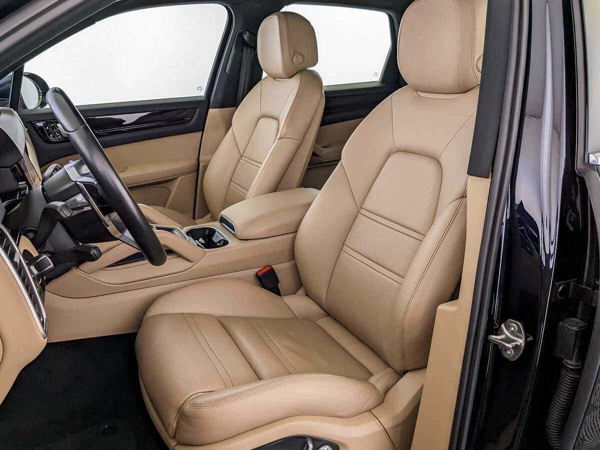 Porsche Cayenne с пробегом — 2019 год. Фото: #18