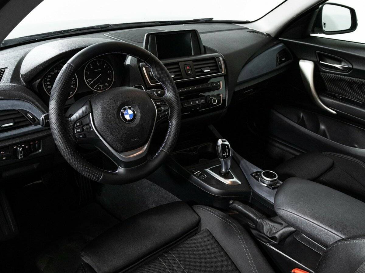 BMW 1 серии с пробегом — 2017 год. Фото: #10