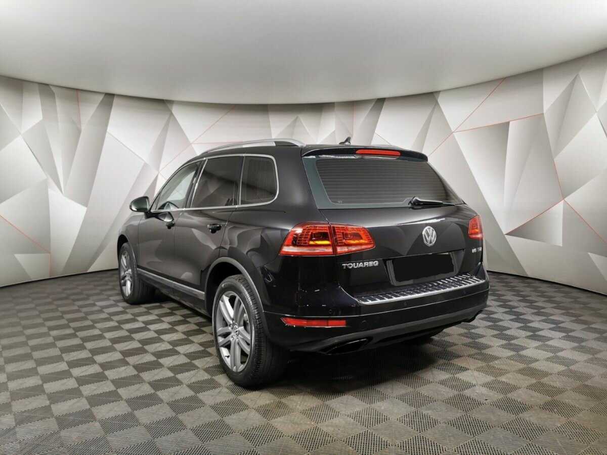 Volkswagen Touareg с пробегом — 2011 год. Фото: #3
