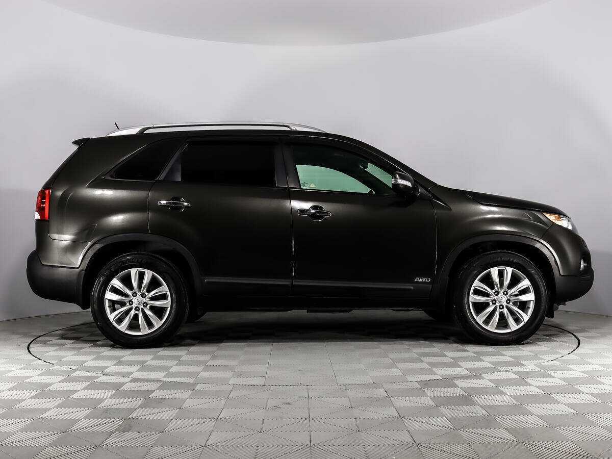 Kia Sorento с пробегом — 2011 год. Фото: #3