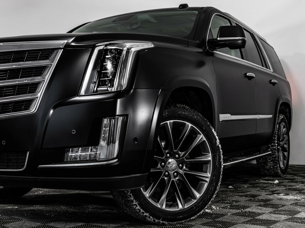 Cadillac Escalade с пробегом — 2020 год. Фото: #1