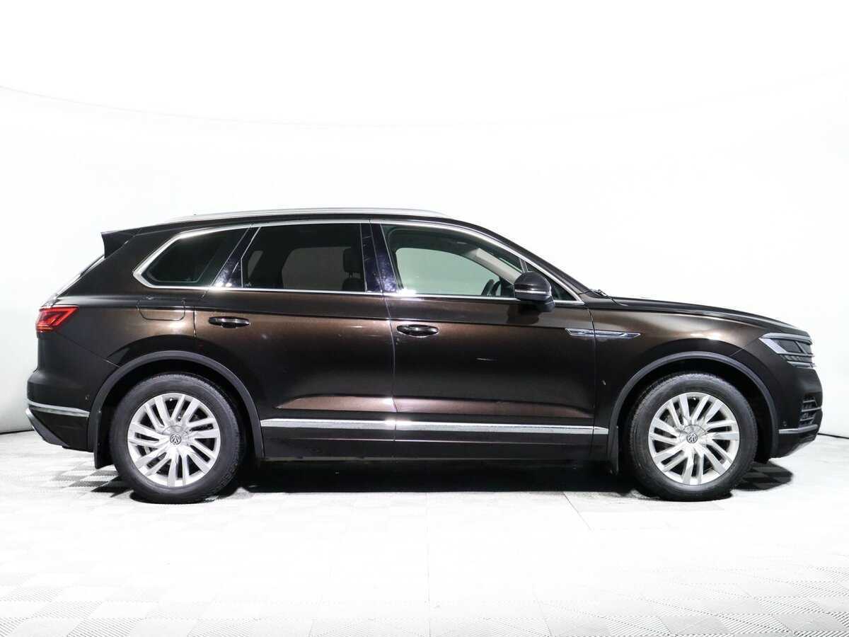 Volkswagen Touareg с пробегом — 2018 год. Фото: #3