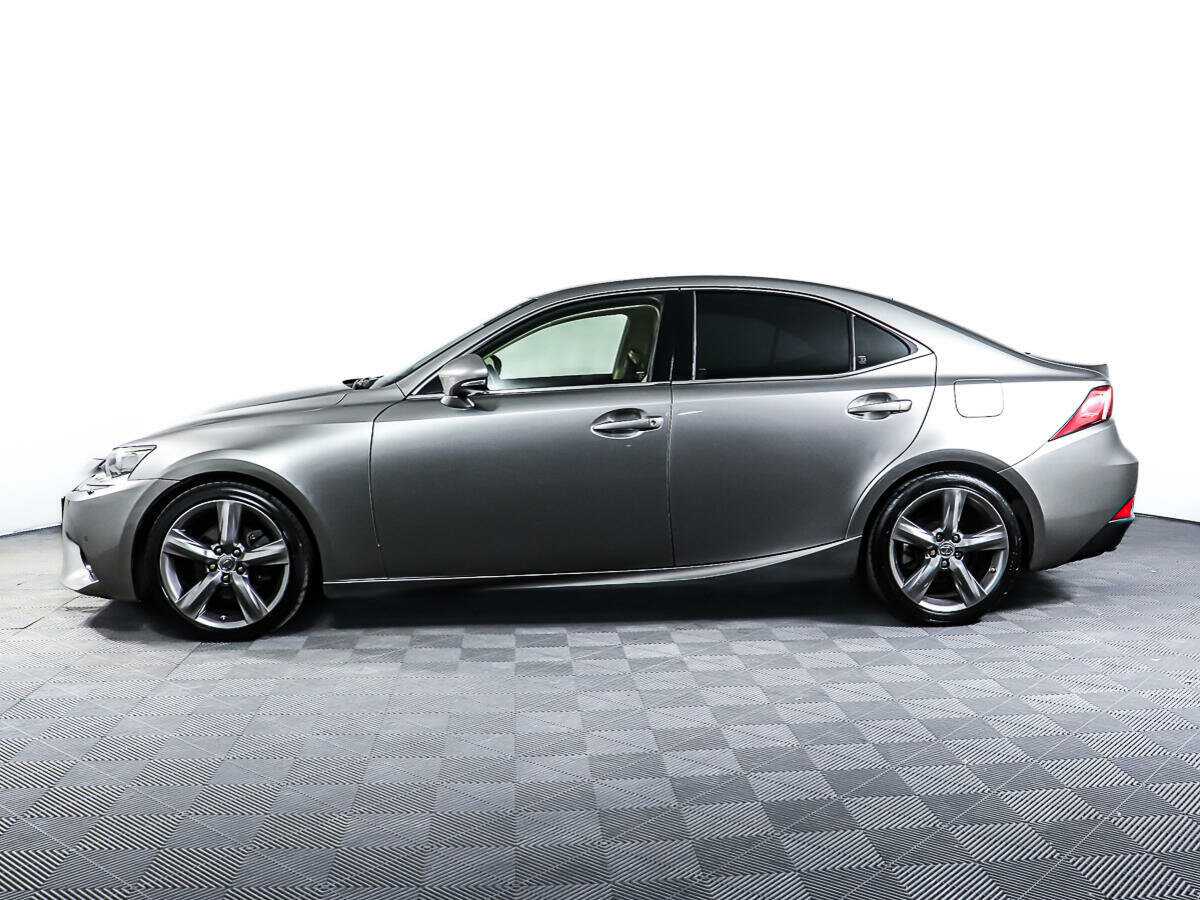 Lexus IS с пробегом — 2013 год. Фото: #7