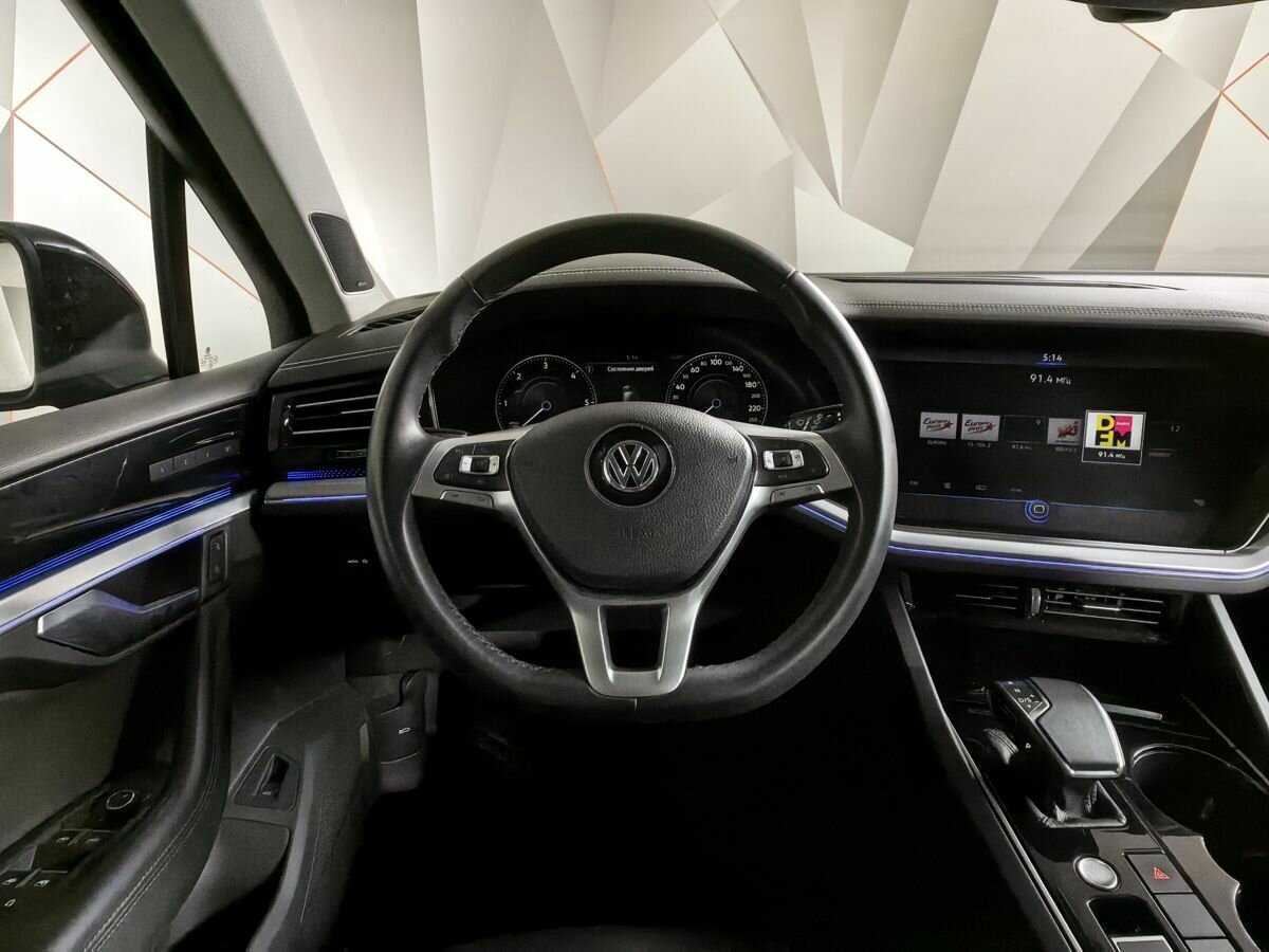 Volkswagen Touareg с пробегом — 2019 год. Фото: #14
