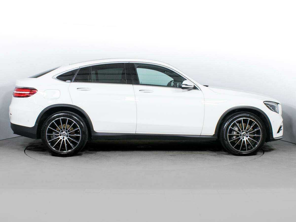 Mercedes-Benz GLC Coupe с пробегом — 2017 год. Фото: #3
