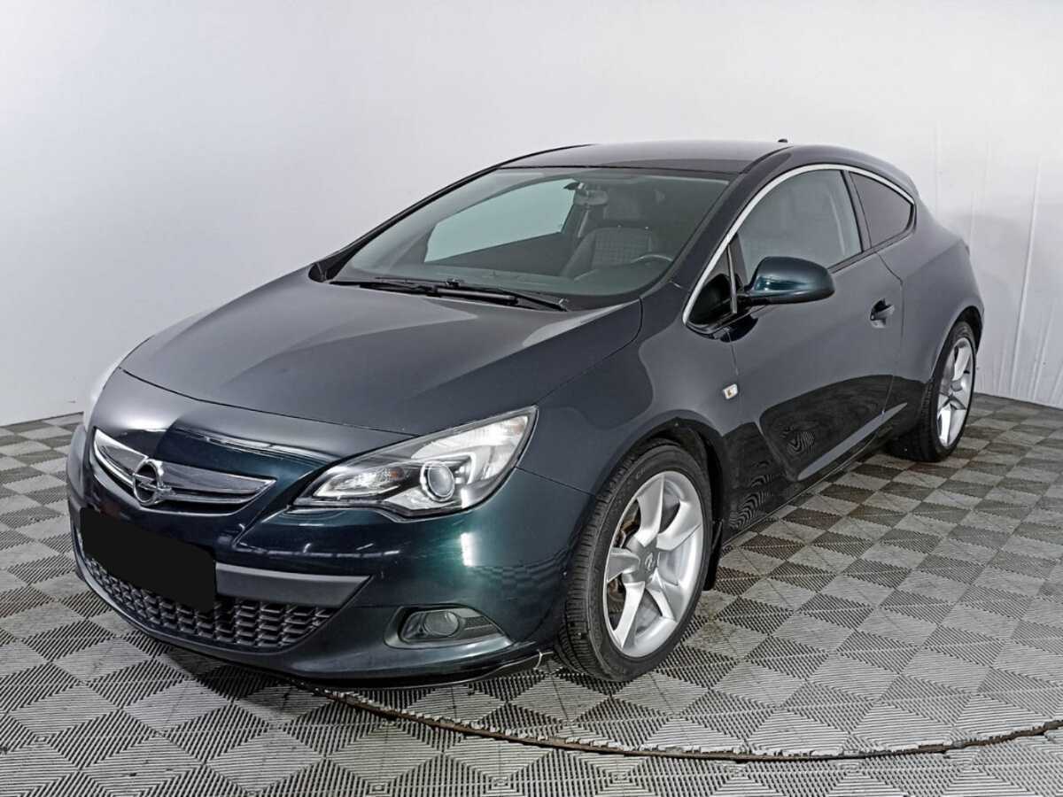 Opel Astra с пробегом — 2014 год. Фото: #0