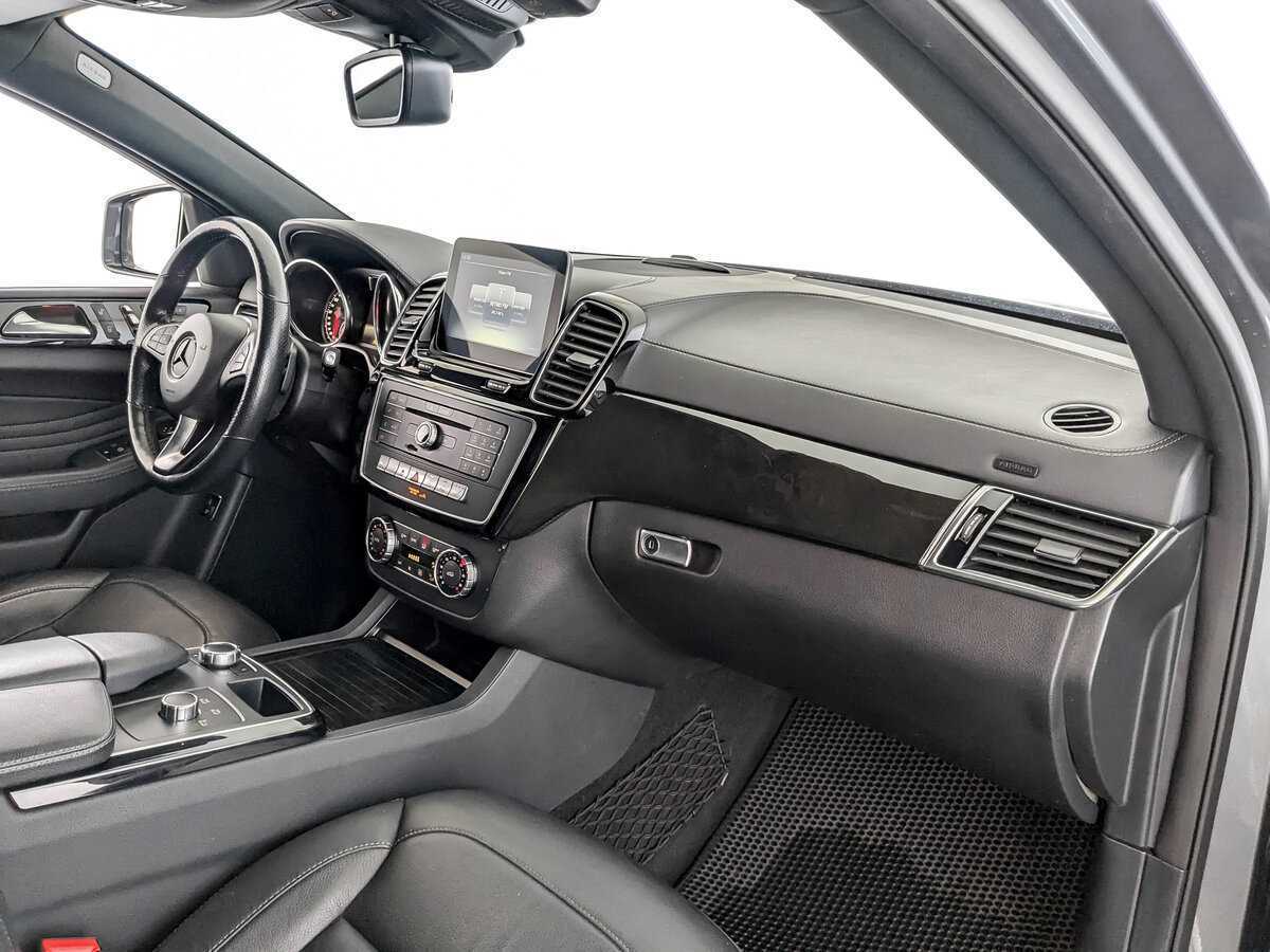 Mercedes-Benz GLE Coupe с пробегом — 2019 год. Фото: #8