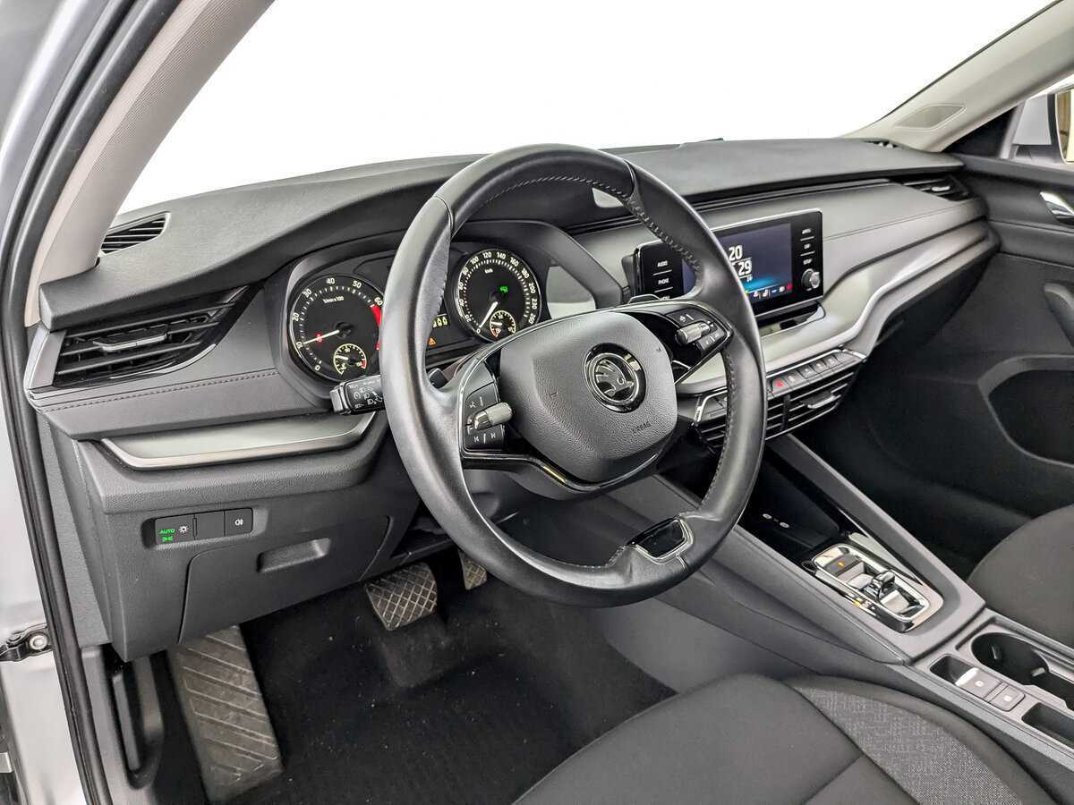 Skoda Octavia с пробегом — 2021 год. Фото: #15