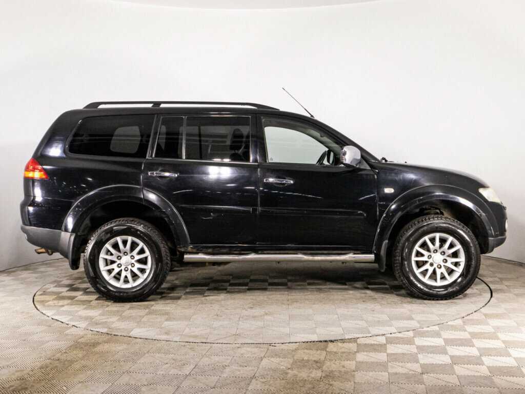 Mitsubishi Pajero Sport с пробегом — 2010 год. Фото: #3