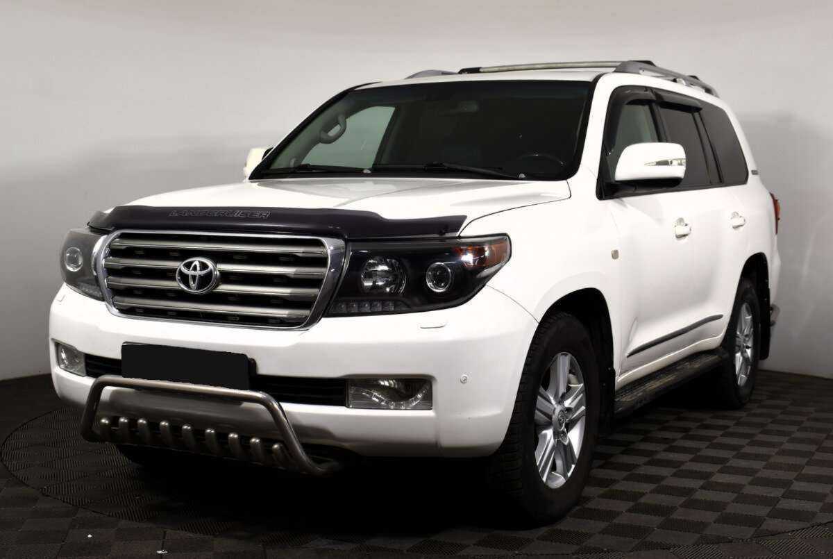 Toyota Land Cruiser с пробегом — 2010 год. Посмотреть фото