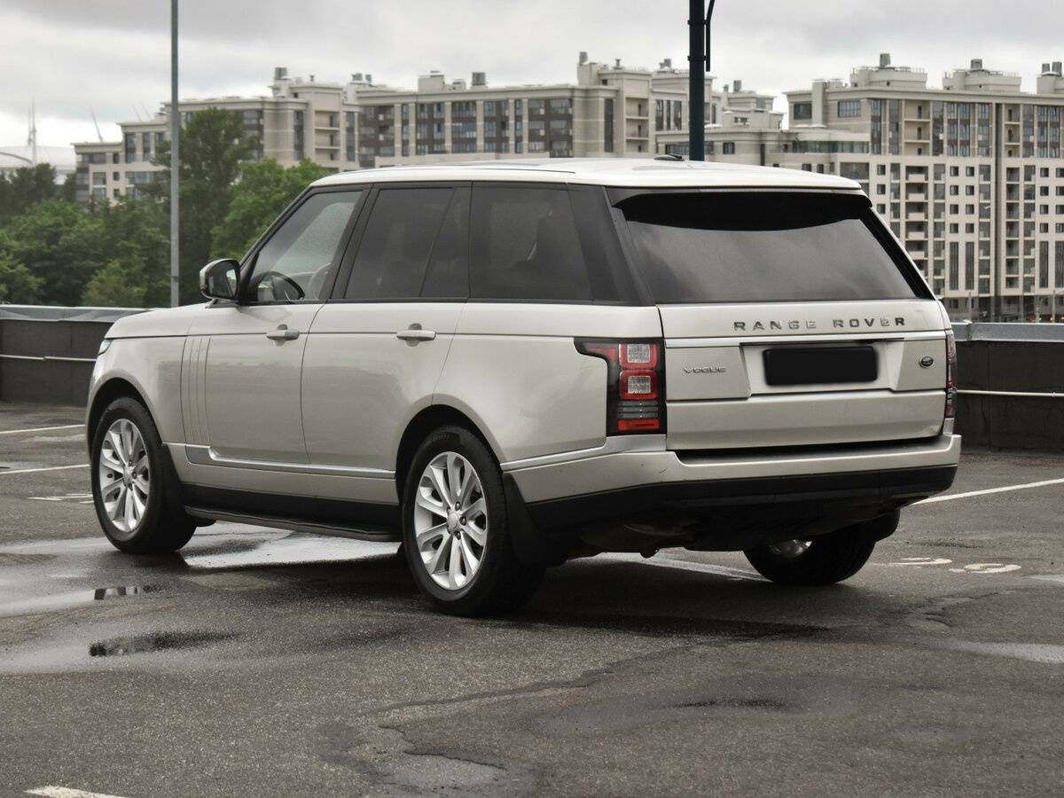 Land Rover Range Rover с пробегом — 2014 год. Фото: #6