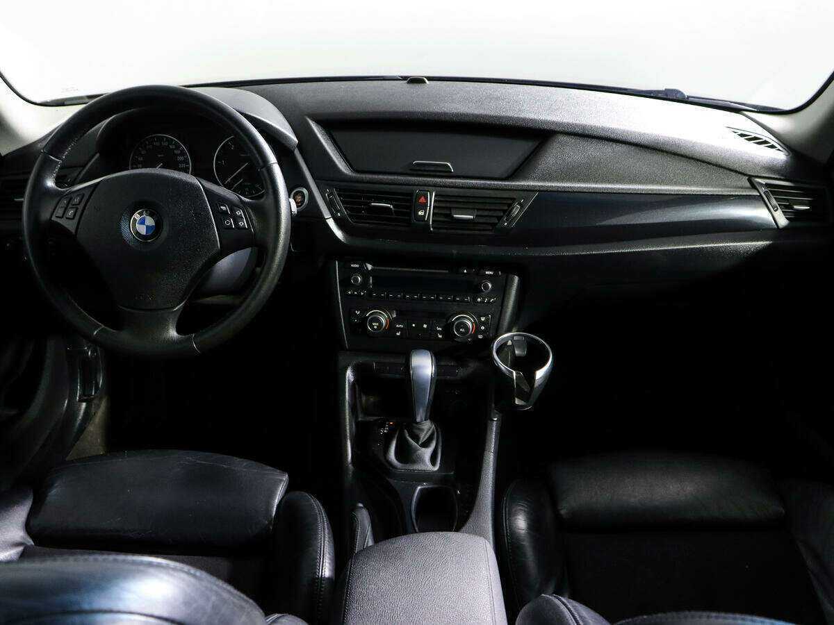 BMW X1 с пробегом — 2012 год. Фото: #11