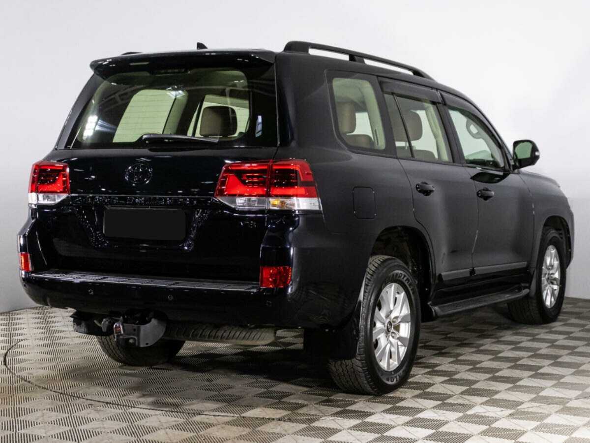 Toyota Land Cruiser с пробегом — 2016 год. Фото: #3
