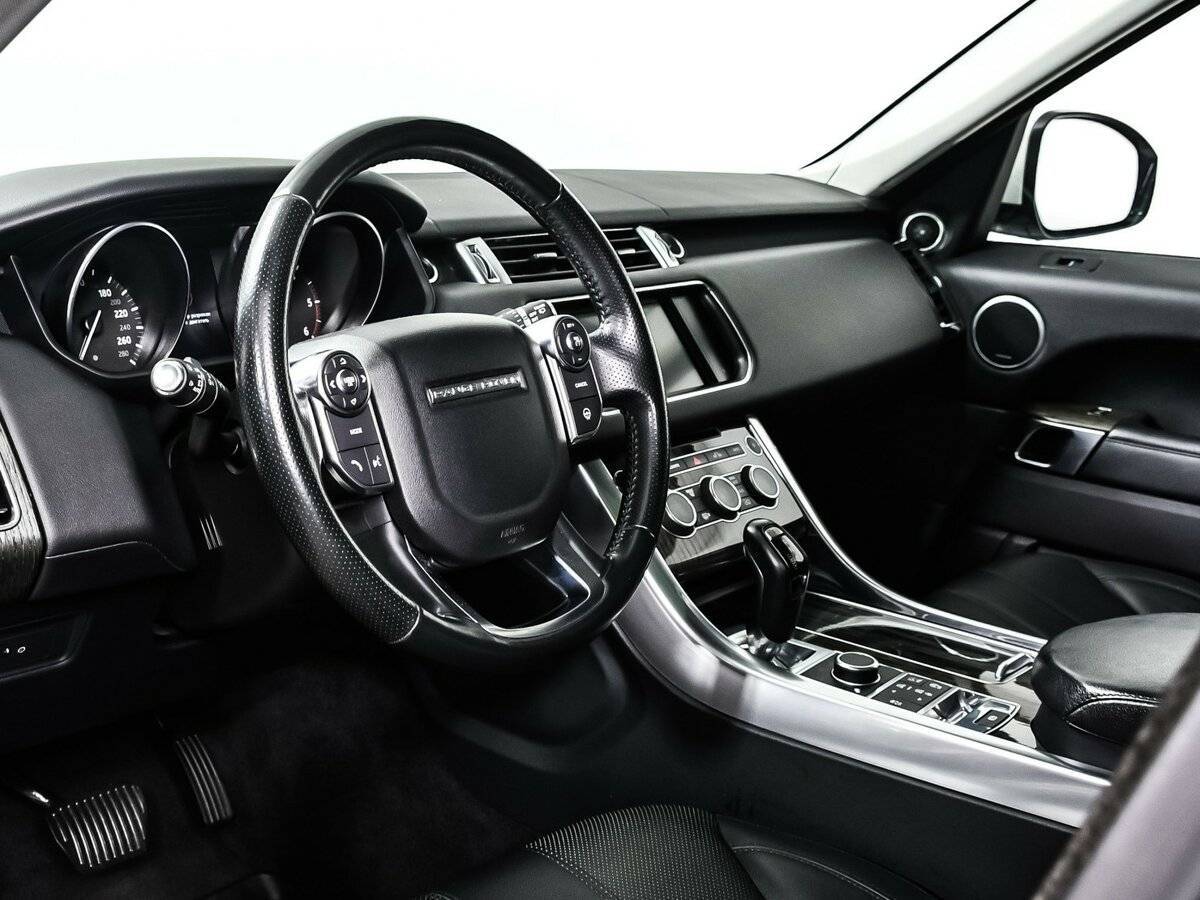 Land Rover Range Rover Sport с пробегом — 2016 год. Фото: #12