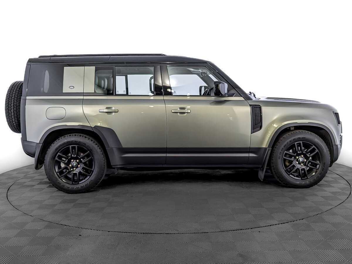 Land Rover Defender с пробегом — 2021 год. Фото: #3
