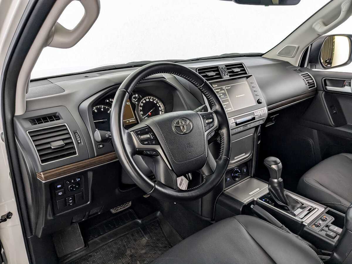 Toyota Land Cruiser Prado с пробегом — 2022 год. Фото: #15