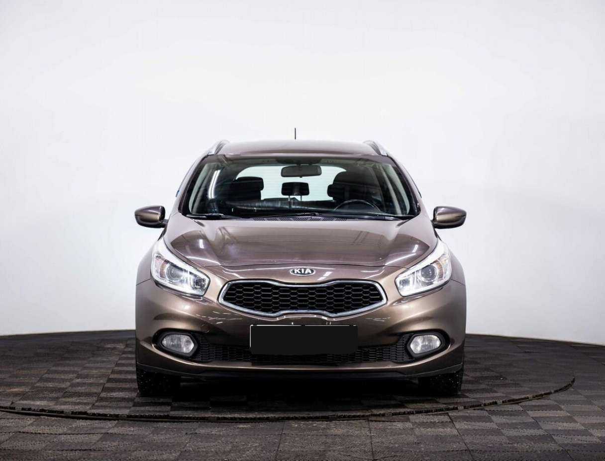 Kia Ceed с пробегом — 2014 год. Фото: #1