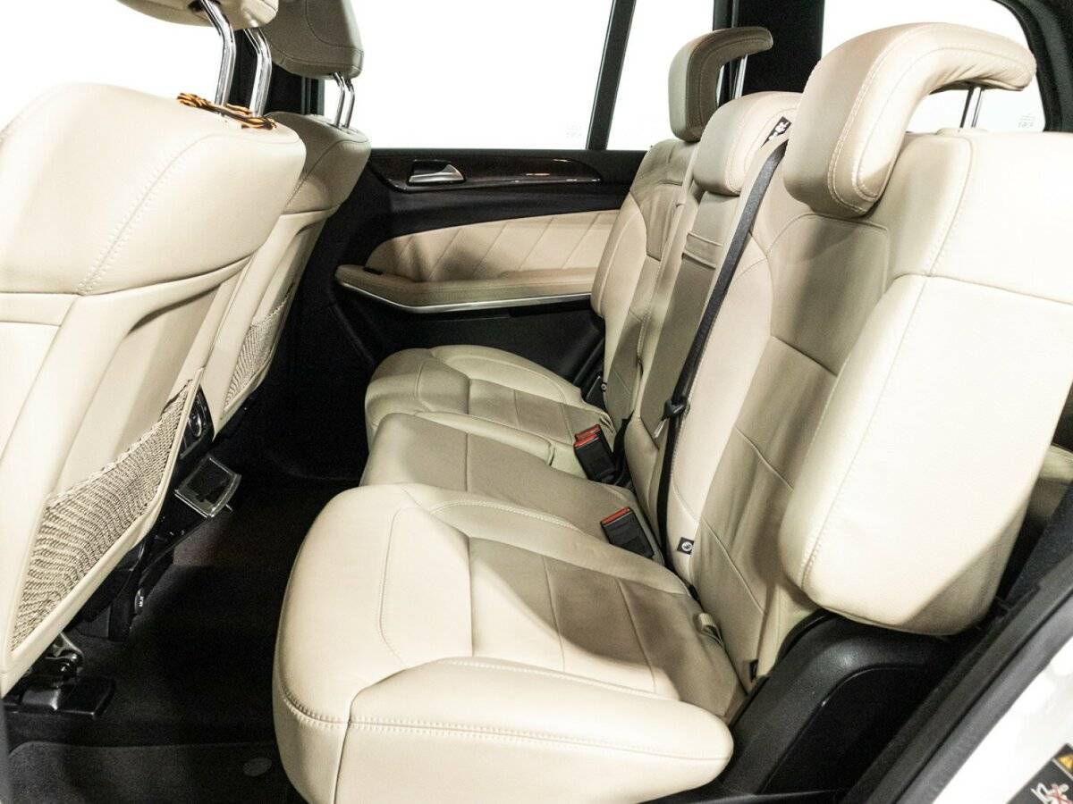 Mercedes-Benz GL-Класс с пробегом — 2014 год. Фото: #9
