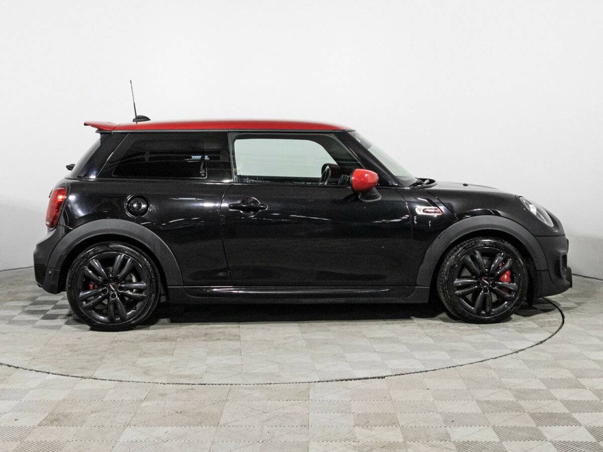 Mini Hatch с пробегом — 2020 год. Фото: #3