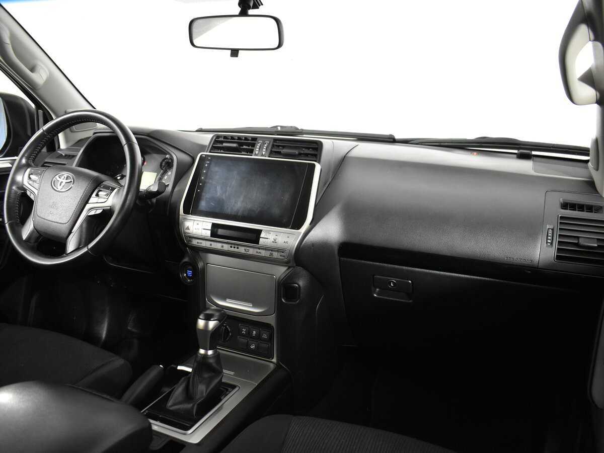 Toyota Land Cruiser Prado с пробегом — 2018 год. Фото: #11