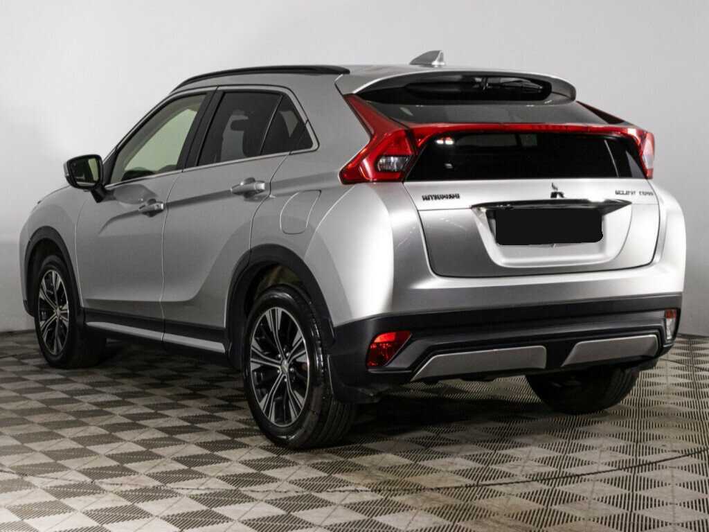 Mitsubishi Eclipse Cross с пробегом — 2018 год. Фото: #6