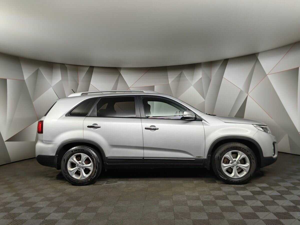 Kia Sorento с пробегом — 2017 год. Фото: #5