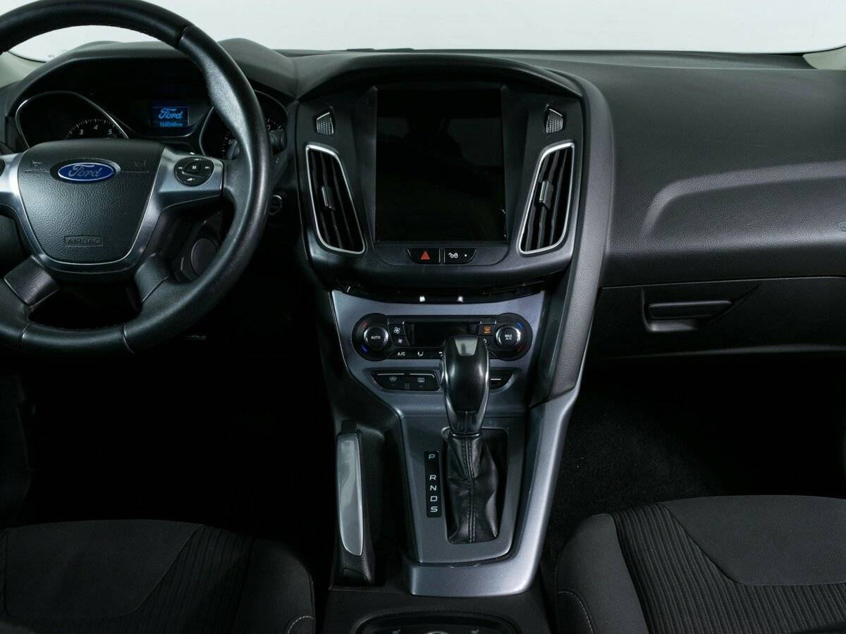 Ford Focus с пробегом — 2011 год. Фото: #8