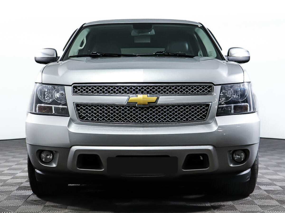 Chevrolet Tahoe с пробегом — 2012 год. Фото: #1