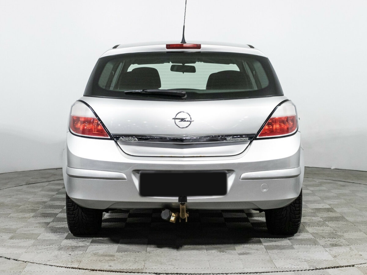 Opel Astra с пробегом — 2006 год. Фото: #5