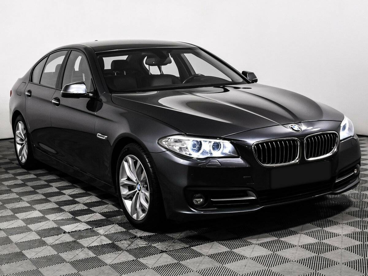 BMW 5 серии с пробегом — 2015 год. Фото: #2