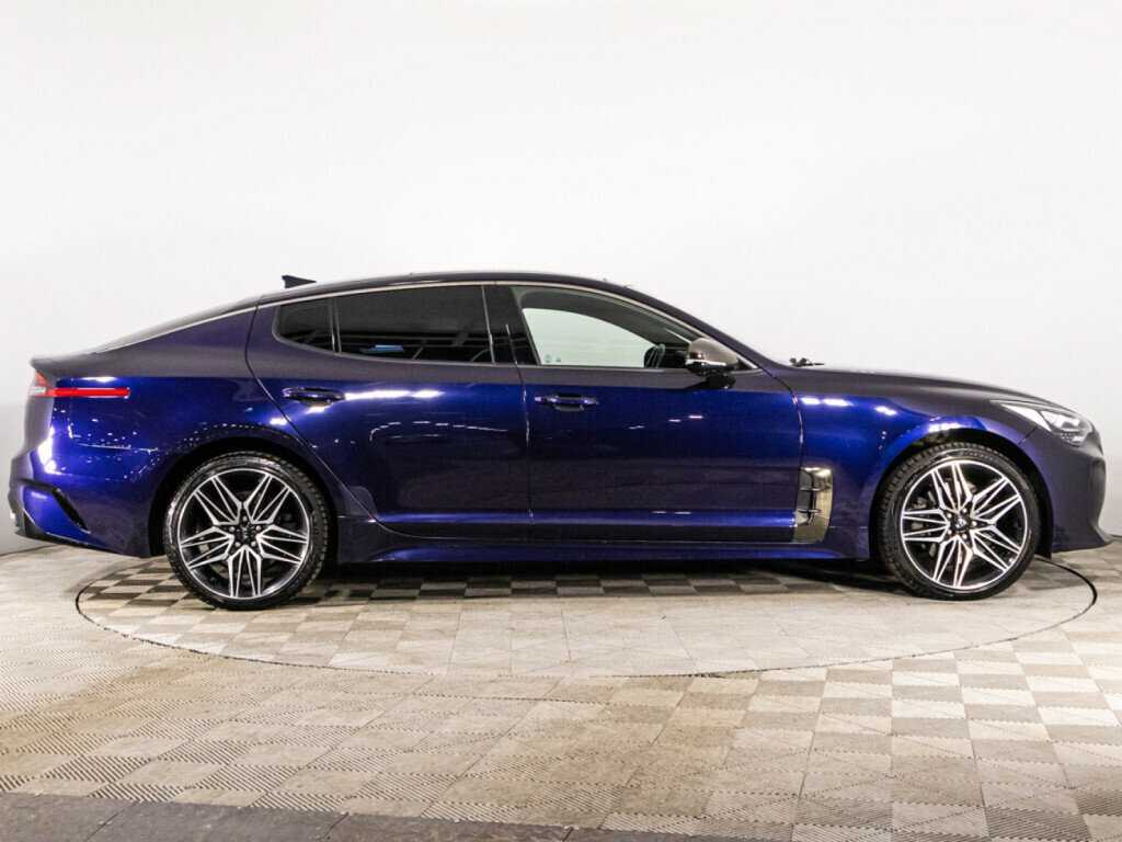 Kia Stinger с пробегом — 2021 год. Фото: #3