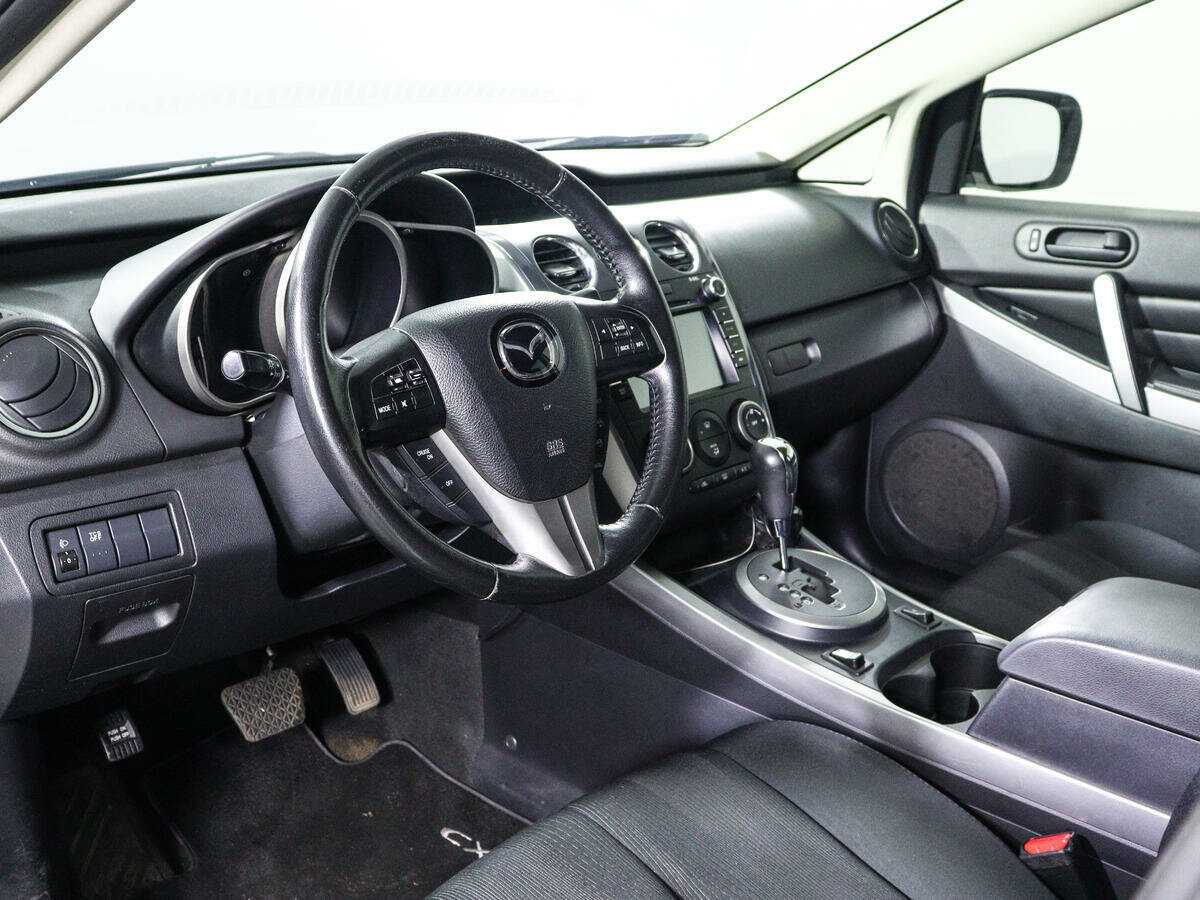 Mazda CX-7 с пробегом — 2011 год. Фото: #11