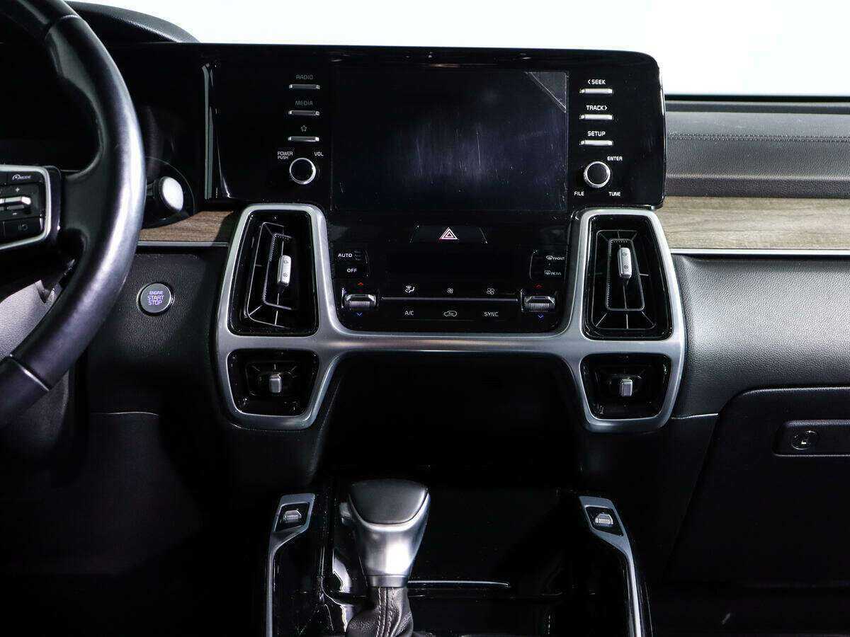 Kia Sorento с пробегом — 2020 год. Фото: #11