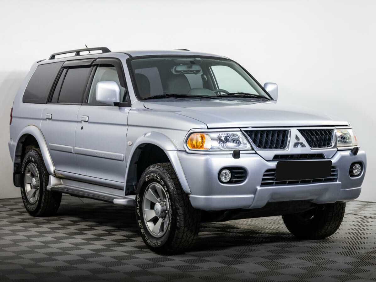 Mitsubishi Pajero Sport с пробегом — 2008 год. Фото: #1